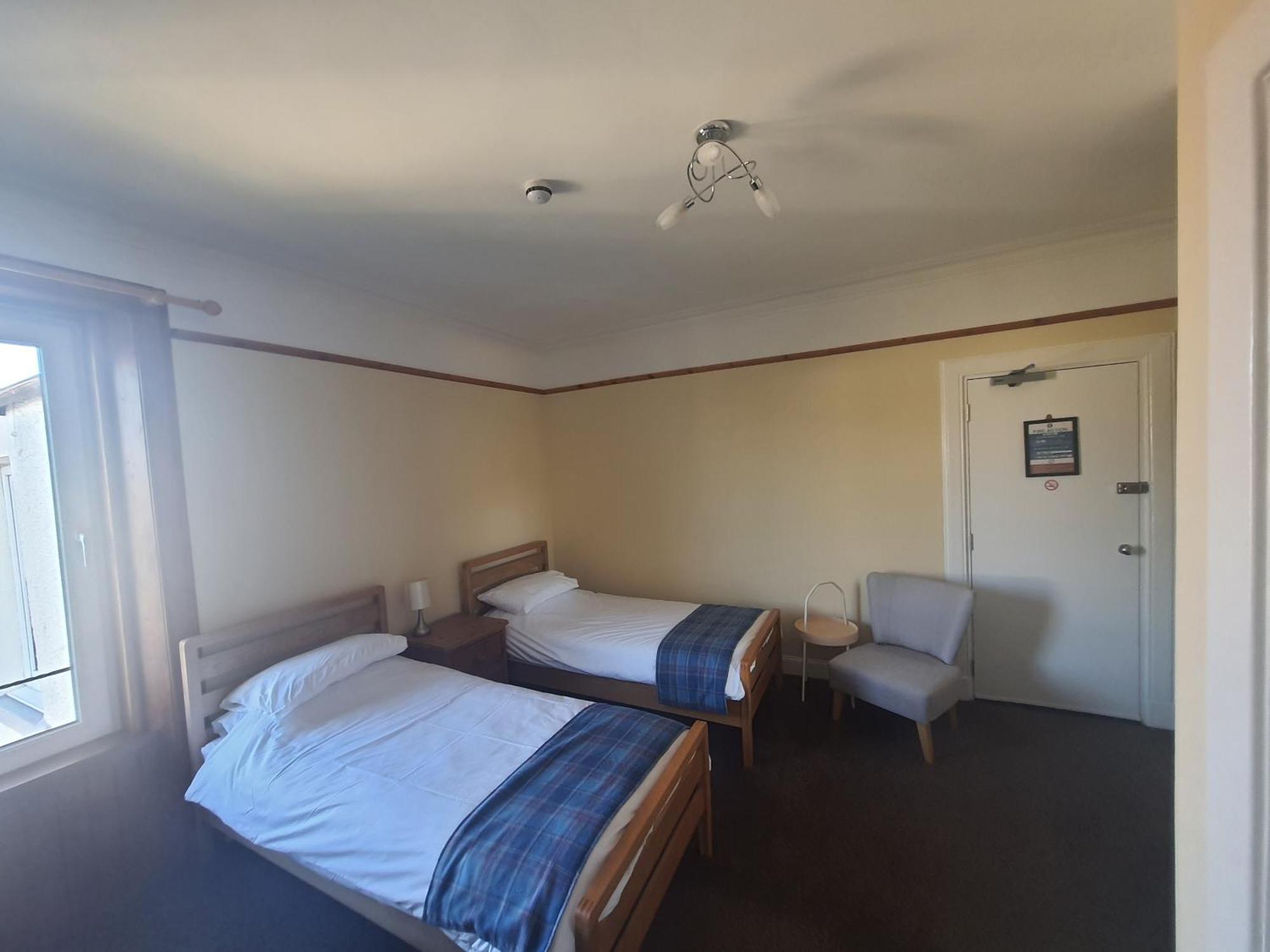 Hotel The Cairns Leven Leven  Zimmer foto